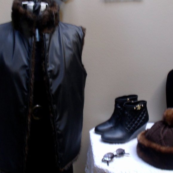 FAUX VEGAN MINK FUR REVERSIBLE VEST Sz M - Picture 8 of 10
